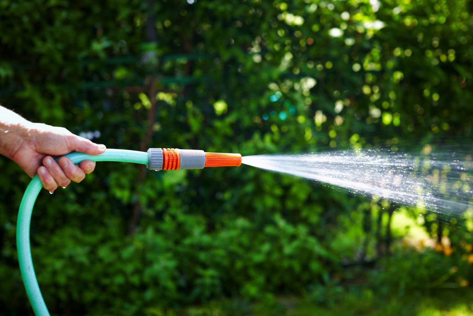 How to Remove Garden Hose from Pressure Washer - 7 Easy Steps